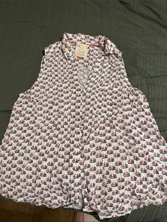 Anthropologie Tops - Anthropologie White Blouse with Red & Navy Bicycle Print